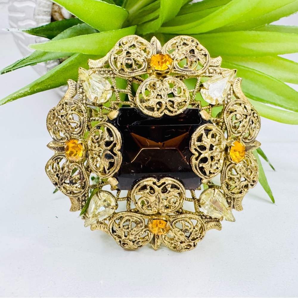 Vintage 50s West Germany Root Beer Glass Filigree Gold Tone Brooch (Unsigned)